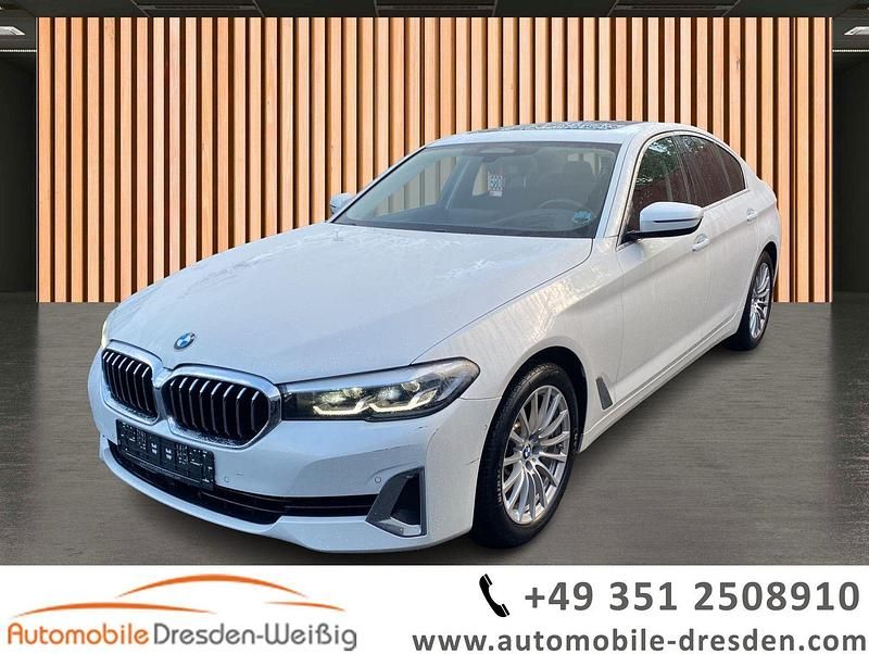 Weiß Gebraucht 2023 BMW 530 Luxury Line Limousine | 35.980 € (Guter Preis) - Bild 1/4