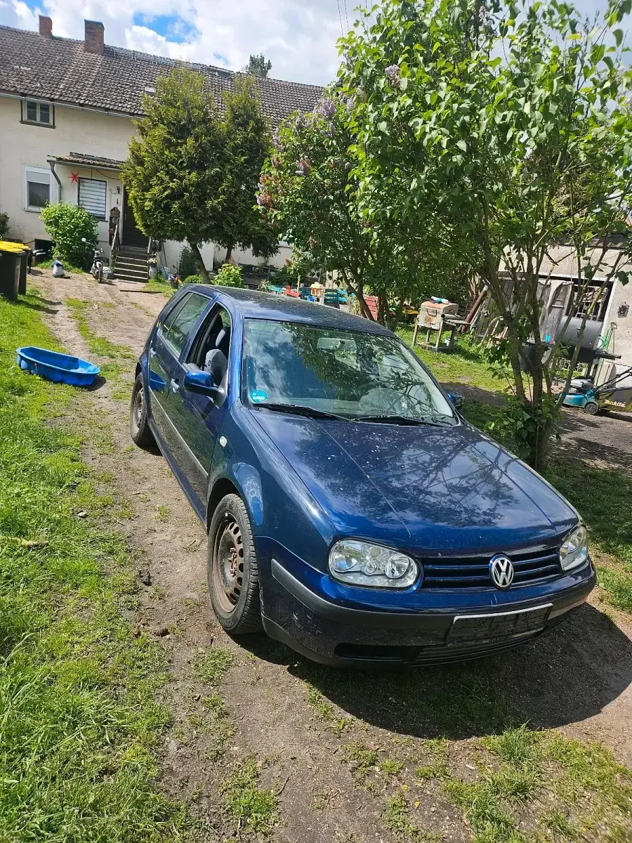 Gebraucht VW Golf IV 90 PS (66 kW) 2001 Blau Kombi
