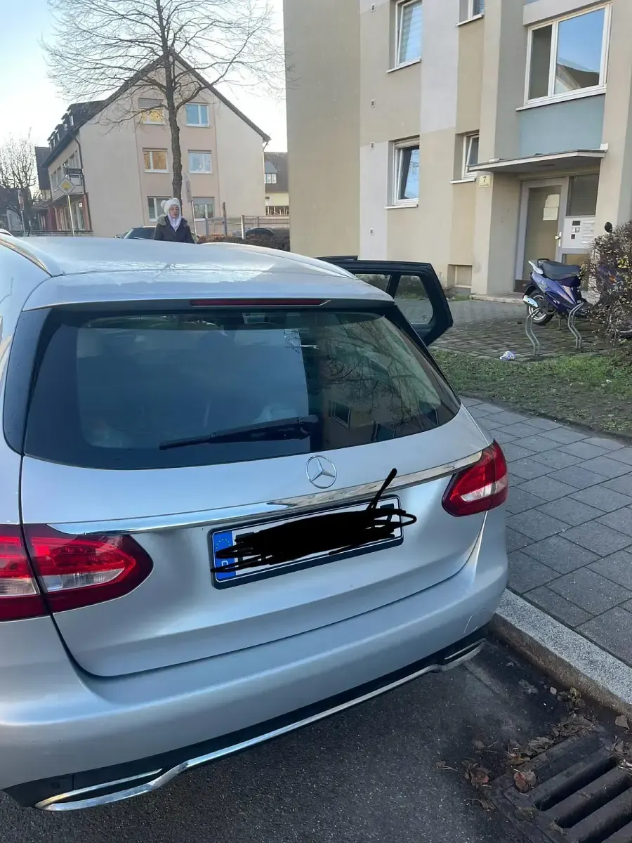 Gebraucht Mercedes C200 136 PS (100 kW) 2015 Silber Kombi