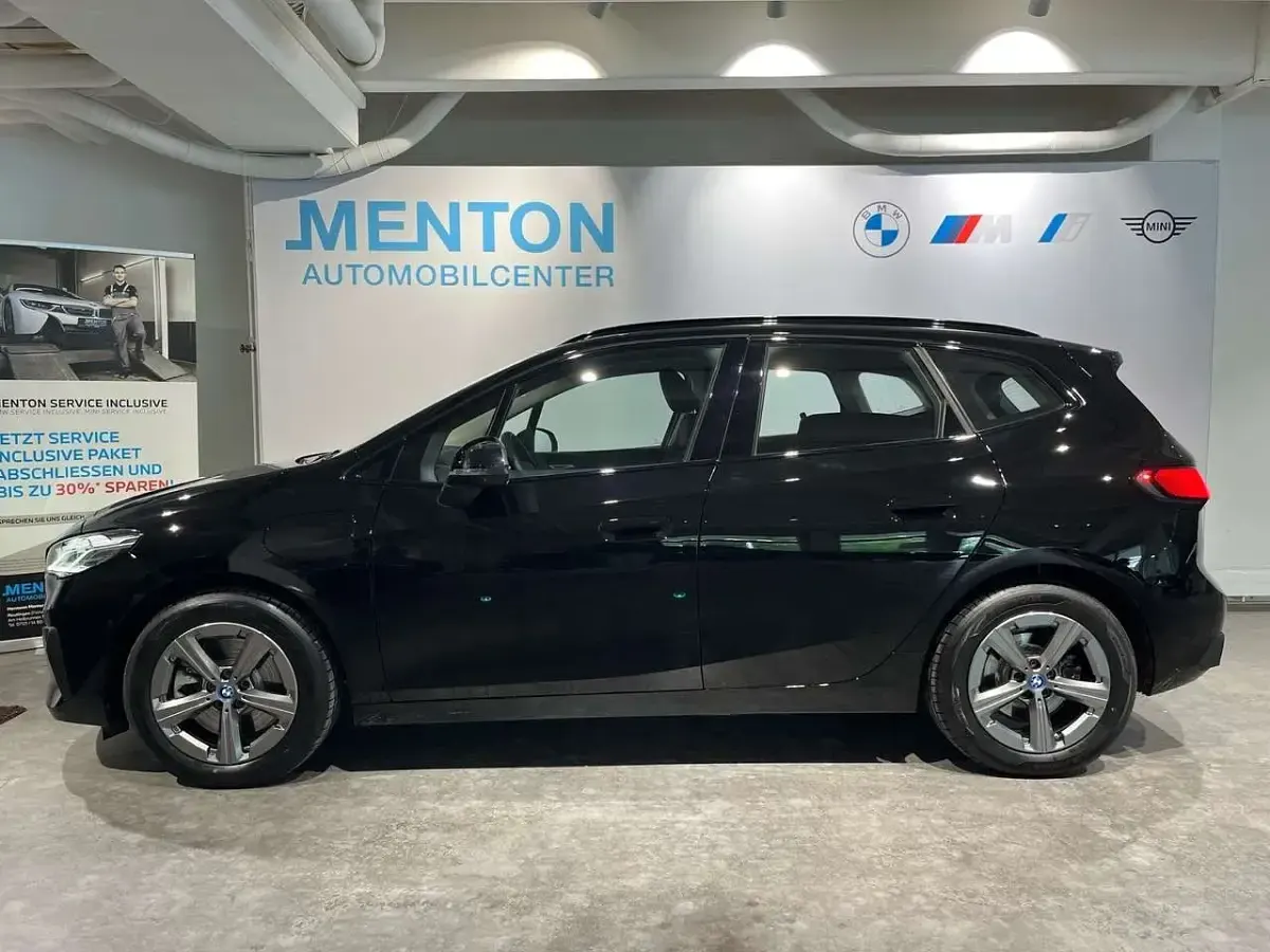 Gebraucht BMW 230 Performance 326 PS (239 kW) 2025 Schwarz Van / Kleinbus