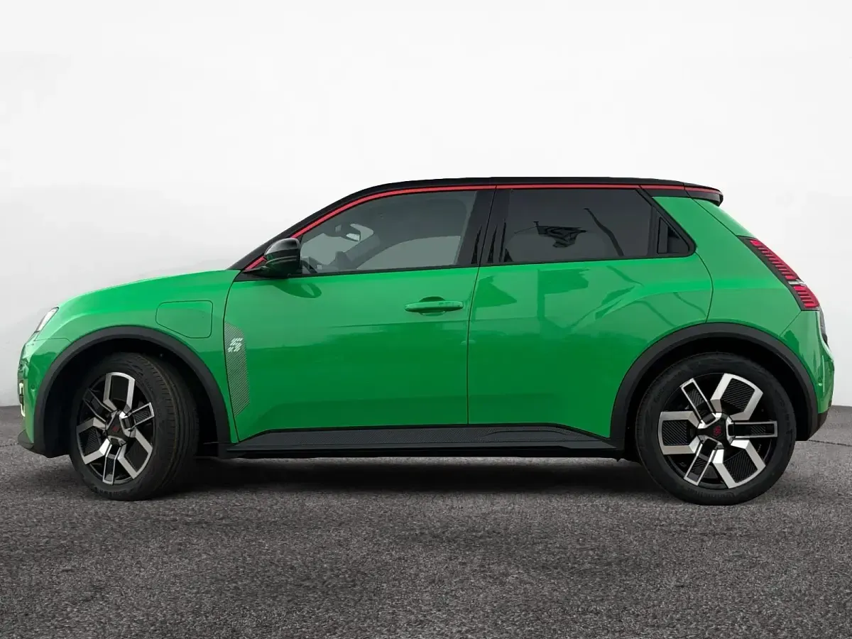 Gebraucht Renault R5 Urban 89 kW (122 PS) 2025 Pop green! Kleinwagen