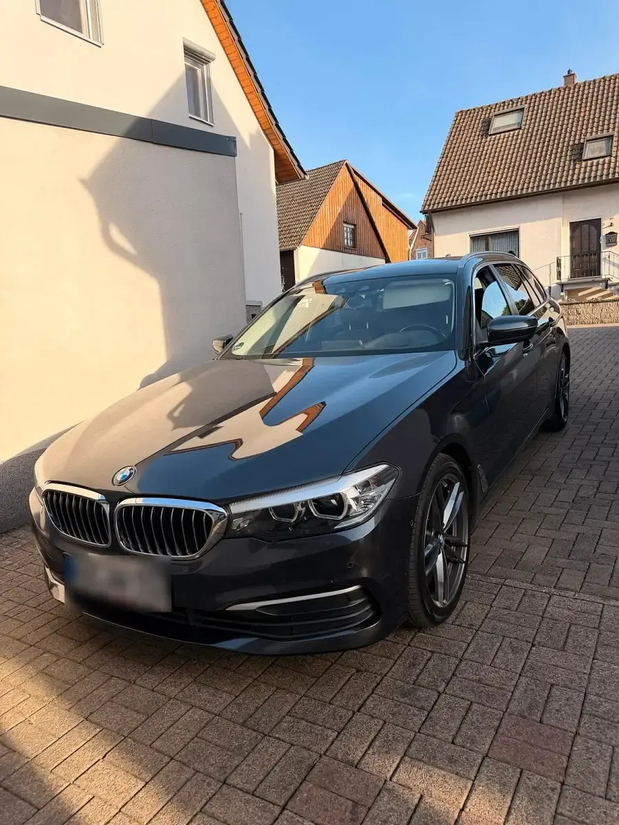 Używany BMW 520 190 KM (139 kW) 2017 Szary Kombi