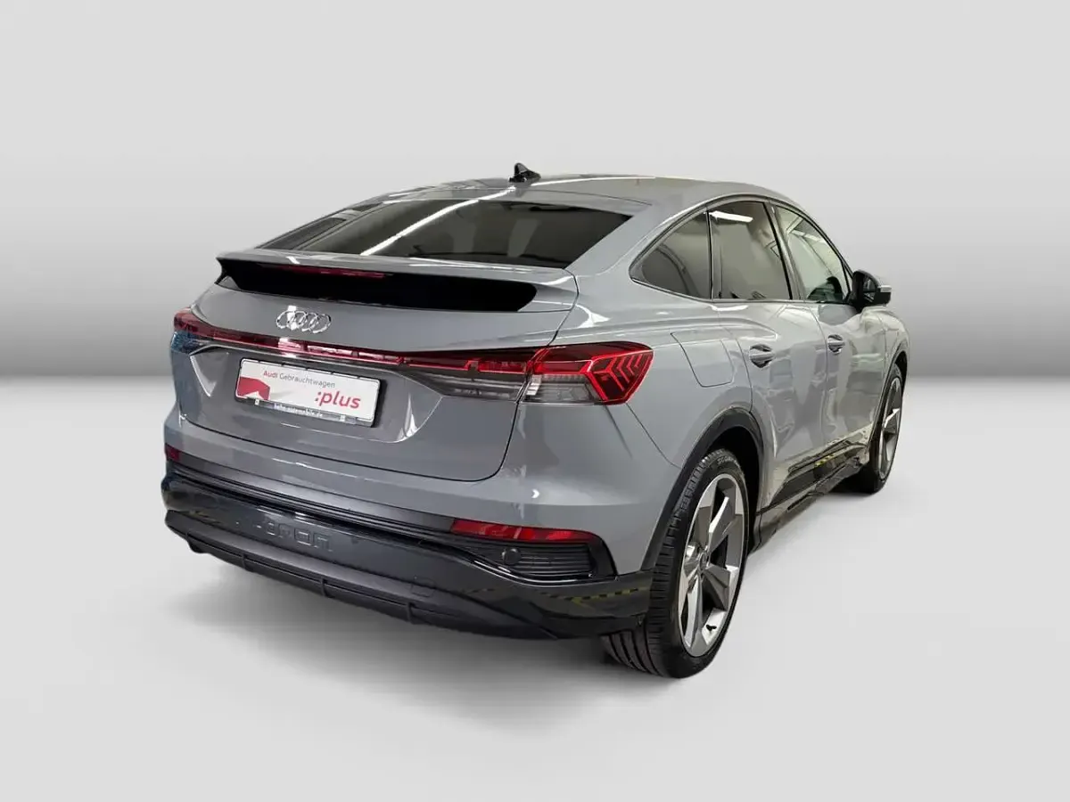 Gebraucht Audi Q4 e-tron S-Line 210 kW (286 PS) 2025 Kieselgrau SUV