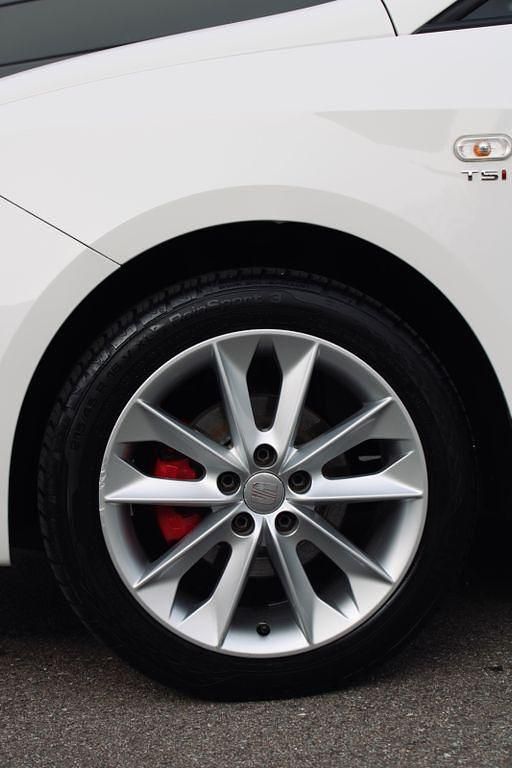 Gebraucht Seat Ibiza FR 105 PS (77 kW) 2012 Weiß Limousine