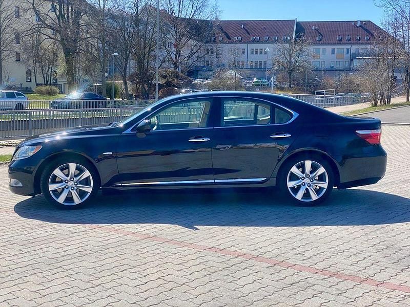 Gebraucht Lexus LS460 381 PS (280 kW) 2007 Schwarz Limousine