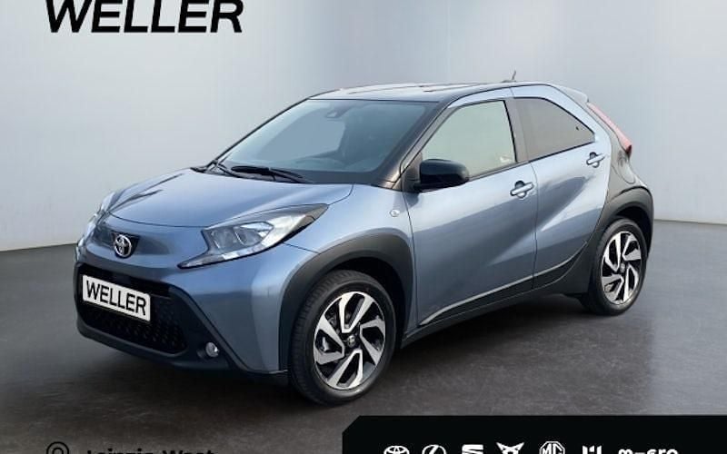 Grau Gebraucht 2025 Toyota Aygo Kleinwagen | 17.990 € (Fairer Preis) - Bild 1/4