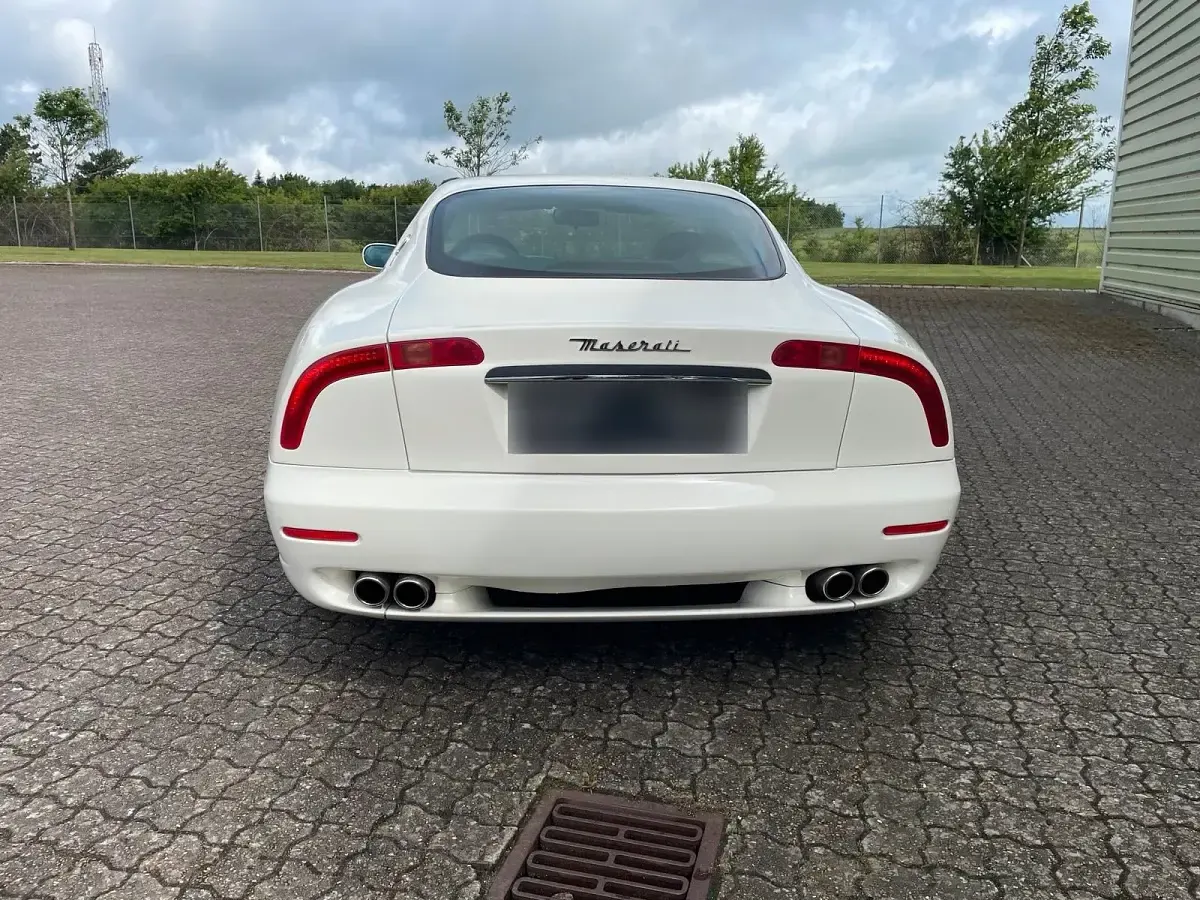 Gebraucht Maserati 3200 370 PS (272 kW) 1999 Weiß Coupé