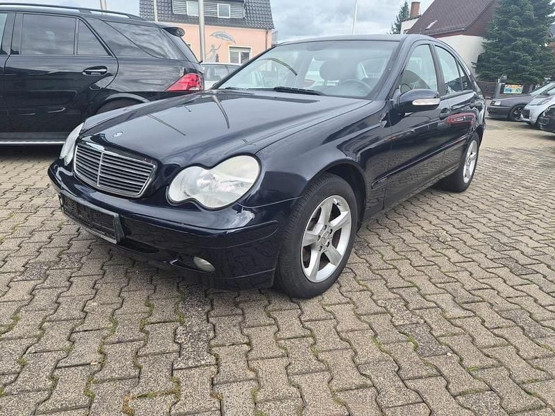 Blau Gebraucht 2003 Mercedes C180 Limousine | 2.699 € (Guter Preis) - Bild 1/4