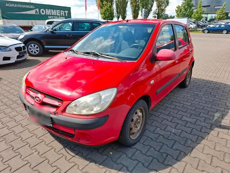 Rot Gebraucht 2005 Hyundai Getz Kleinwagen | 690 € (Guter Preis) - Bild 1/4