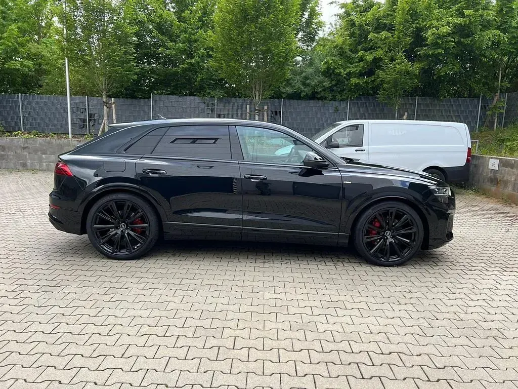 Neu Audi Q8 S-Line 286 PS (210 kW) 2026 Schwarz SUV