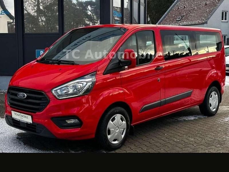 Gebraucht Ford Transit Custom Basis 105 PS (77 kW) 2019 Rot Kombi