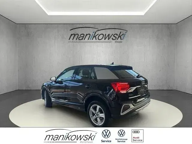 Gebraucht Audi Q2 Sport 150 PS (110 kW) 2025 Schwarz SUV