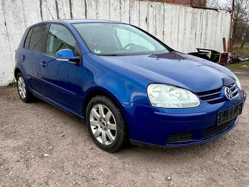 Usata VW Golf IV 2005 Verde Berlina