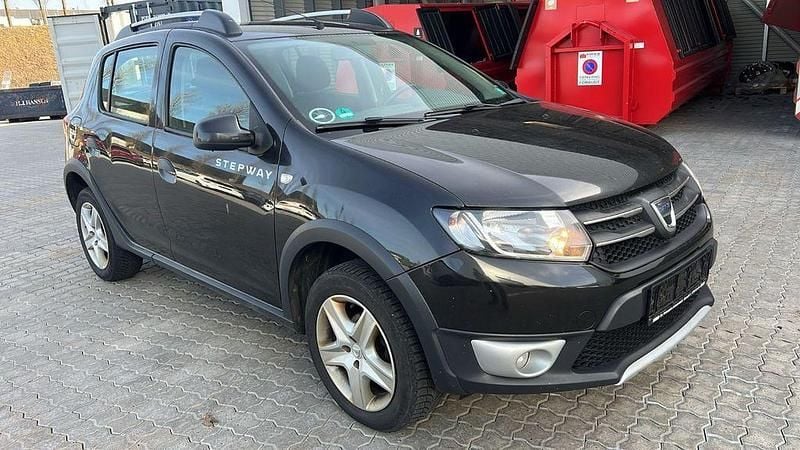 Usata Dacia Sandero 2016 Nero Berlina