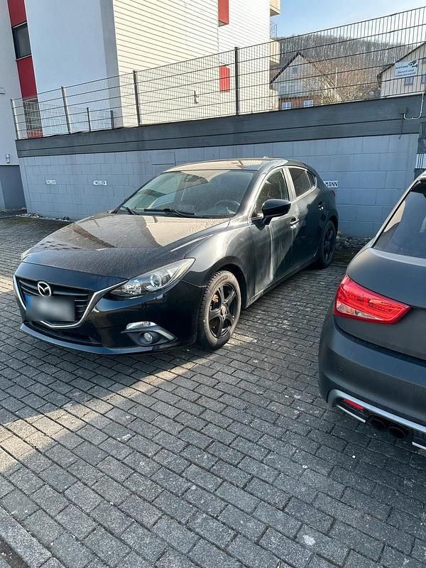Gebraucht Mazda 3 120 PS (88 kW) 2015 Schwarz Limousine