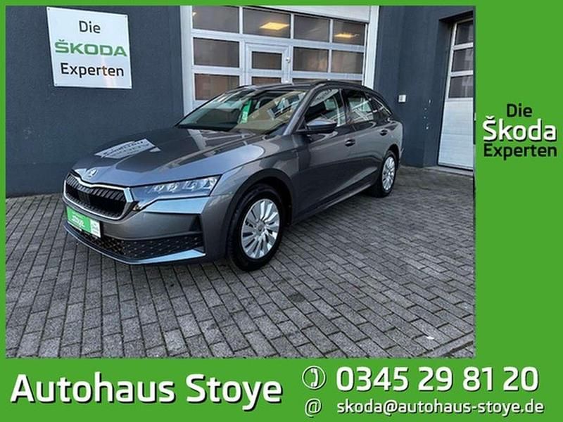 Grau Gebraucht 2025 Skoda Octavia Essence Kombi | 29.750 € (Superpreis) - Bild 1/4