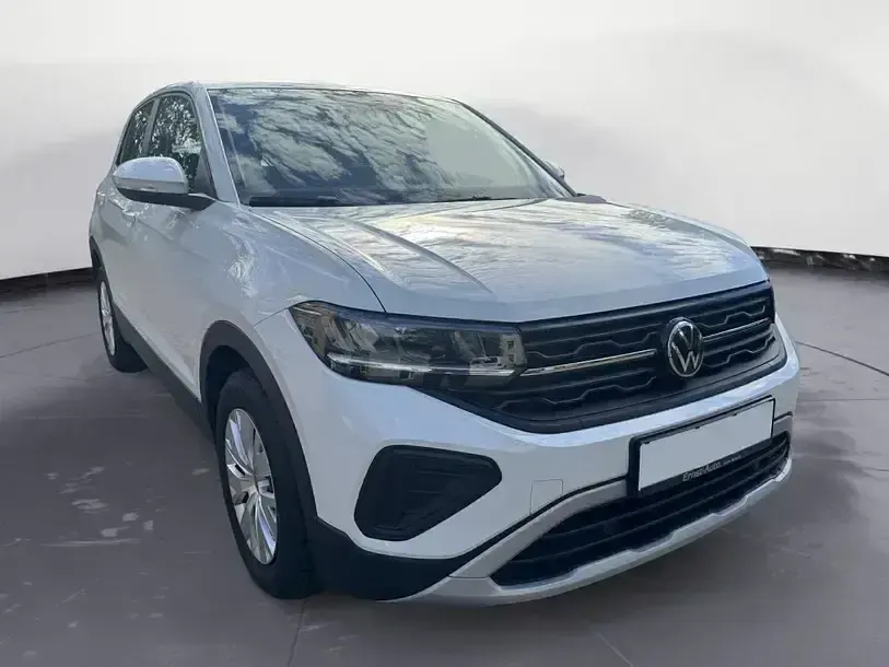 Gebraucht VW T-Cross 149 PS (109 kW) 2025 Pure white SUV