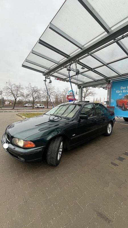 Gebraucht BMW 528 193 PS (141 kW) 1997 Grün Limousine