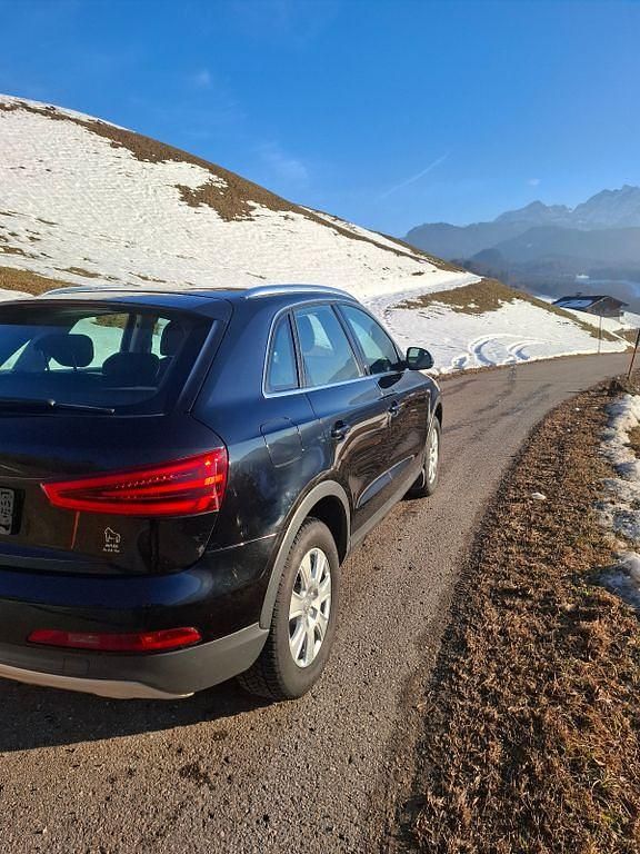 Gebraucht Audi Q3 140 PS (102 kW) 2014 Schwarz SUV