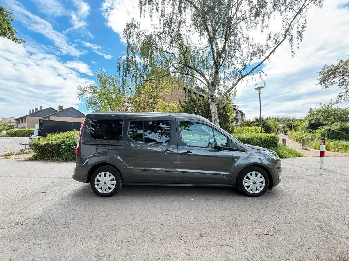 Gebraucht Ford Tourneo Connect 120 PS (88 kW) 2019 Grau Van / Kleinbus