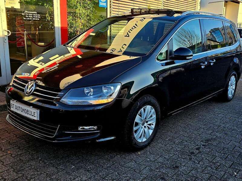 Deep black perleffekt Gebraucht 2017 VW Sharan Highline Van / Kleinbus | 18.900 € (Fairer Preis) - Bild 1/4