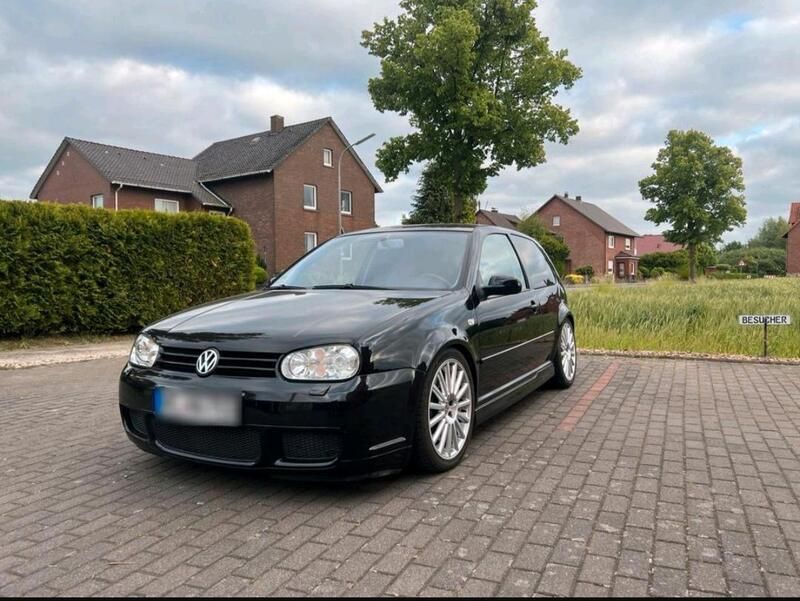Schwarz Gebraucht 2003 VW Golf IV R Kleinwagen | 21.800 € (Teuer) - Bild 1/4
