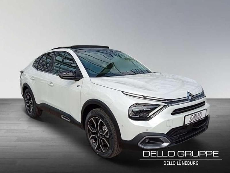 Gebraucht Citroën e-C4 Shine 100 kW (136 PS) 2023 Lack weiss perlglänzend/typ au Limousine