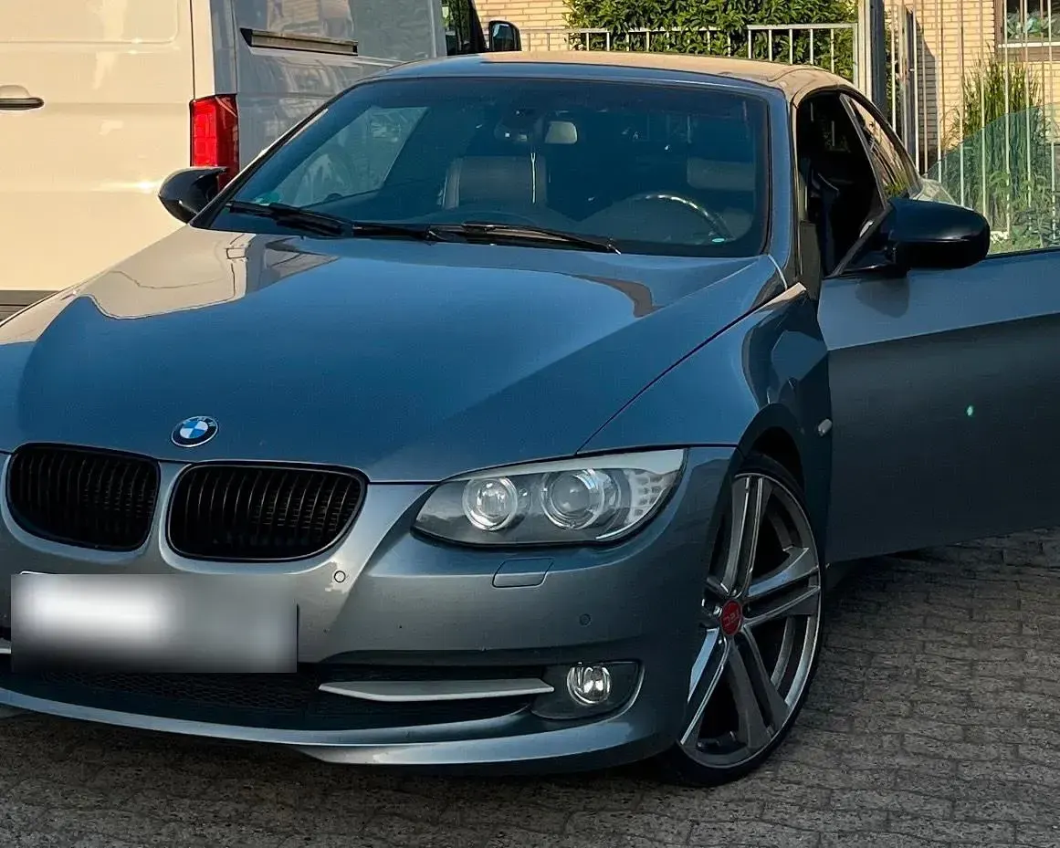 Używany BMW 325 Cabriolet 204 KM (150 kW) 2010 Szary Kabriolet
