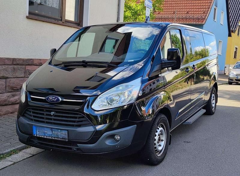 Schwarz Gebraucht 2012 Ford Tourneo Custom Titanium Van / Kleinbus | 21.000 € (Fairer Preis) - Bild 1/4