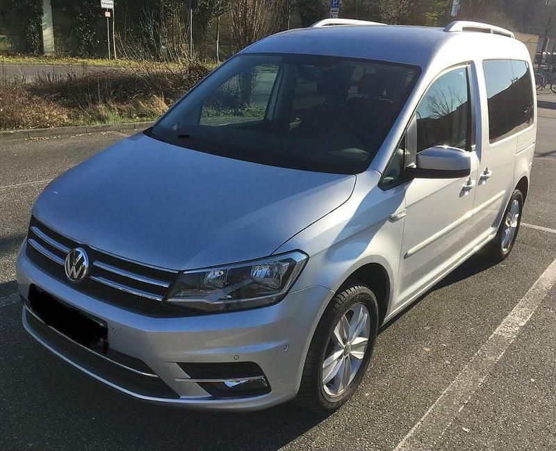 Silber Gebraucht 2015 VW Caddy Van / Kleinbus | 13.500 € (Fairer Preis) - Bild 1/4