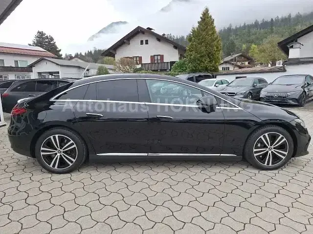 Gebraucht Mercedes EQE300 Premium Plus 180 kW (245 PS) 2025 Schwarz Limousine