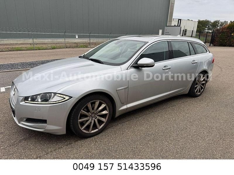 Silber Gebraucht 2013 Jaguar XF Limousine | 6.999 € (Superpreis) - Bild 1/4