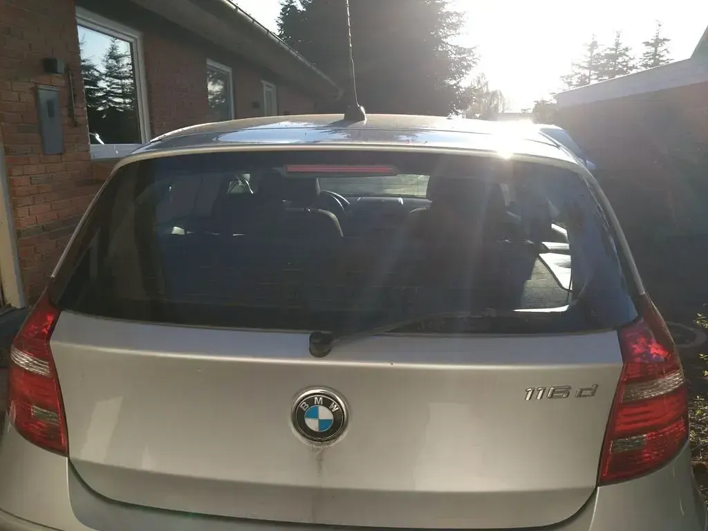 Gebraucht BMW 116 116 PS (85 kW) 2010 Silber Kleinwagen