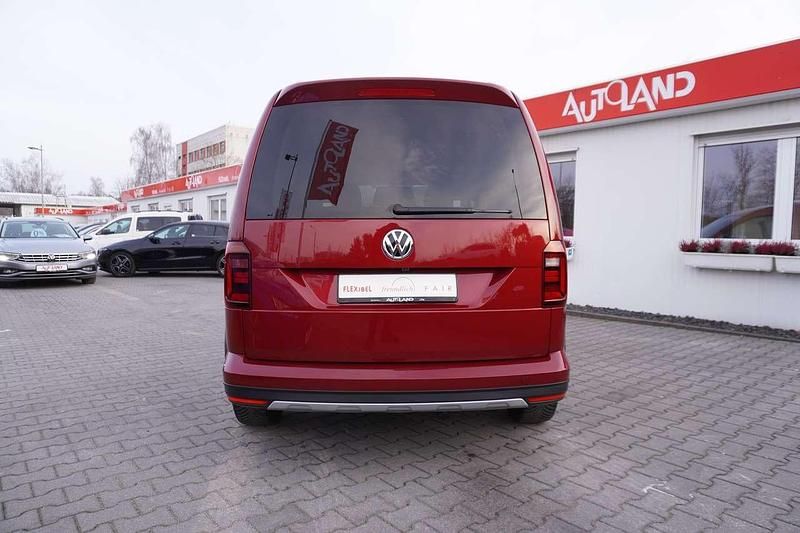 Gebraucht VW Caddy 102 PS (75 kW) 2017 Rot Van / Kleinbus
