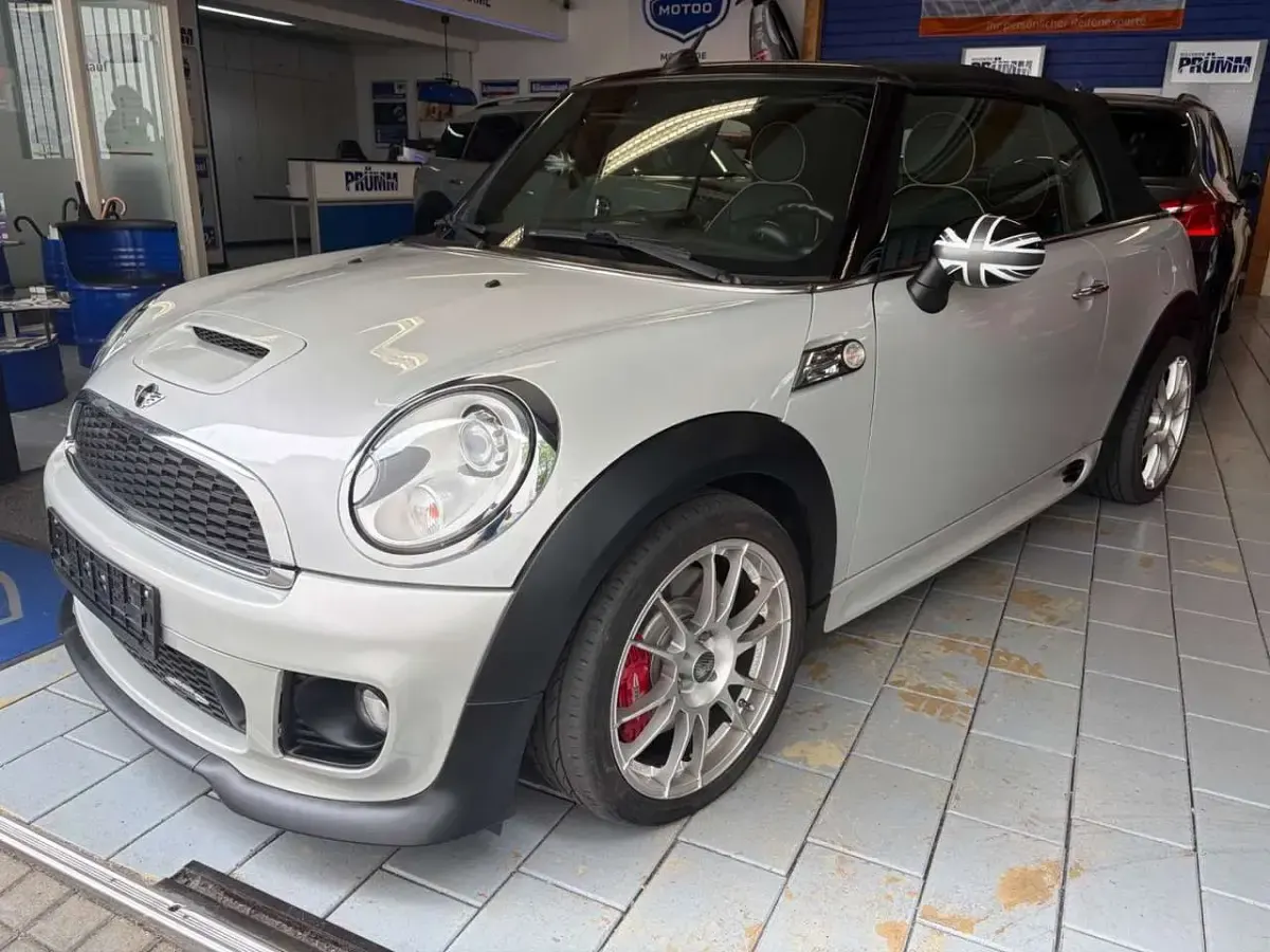 Occasion Mini John Cooper Works Cabriolet 211 ch (155 kW) 2011 Blanc Cabriolet