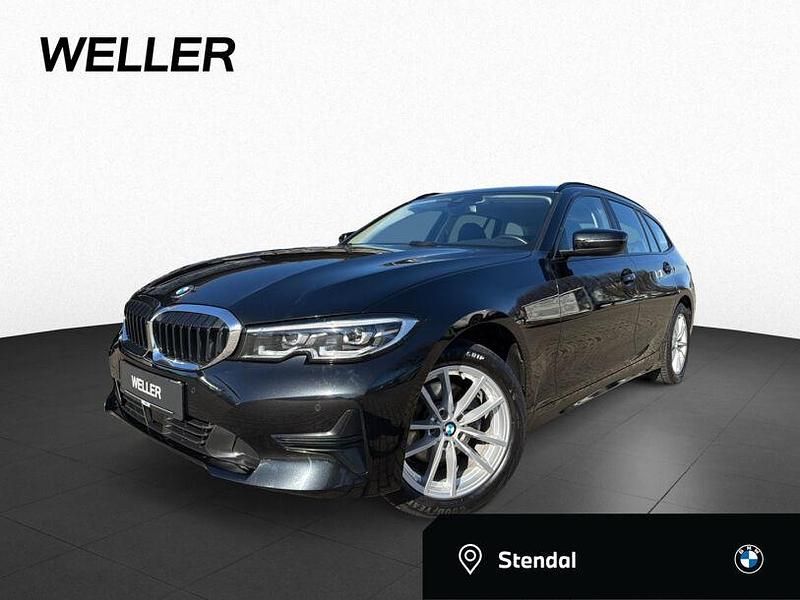 Gebraucht BMW 320 Advantage 190 PS (139 kW) 2021 Black sapphire (schwarz) Kombi