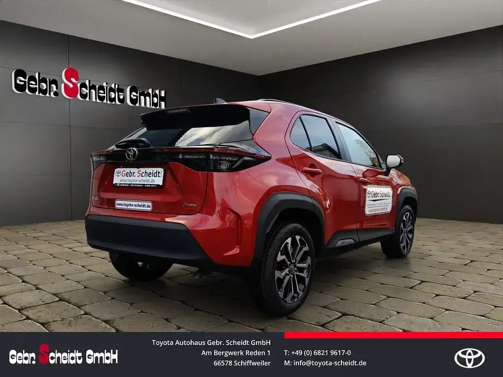 Gebraucht Toyota Yaris Plus 131 PS (96 kW) 2025 Emotional red 2 Kleinwagen