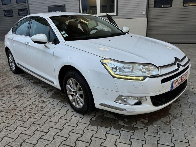 Gebraucht Citroën C5 Tendance 114 PS (83 kW) 2015 Weiß Limousine