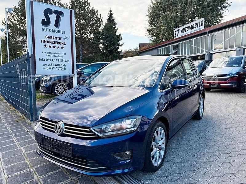 Blau Gebraucht 2016 VW Golf Sportsvan Highline Van / Kleinbus | 14.400 € (Teuer) - Bild 1/4