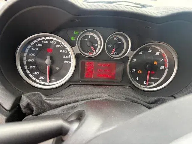 Gebraucht Alfa Romeo MiTo Turismo 95 PS (69 kW) 2009 Rosso alfa Kleinwagen