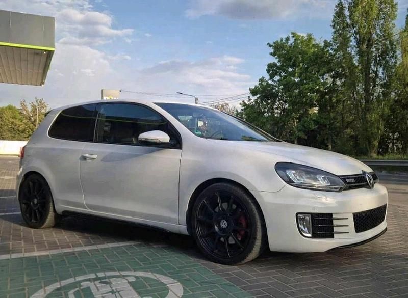 Gebraucht VW Golf GTD 170 PS (125 kW) 2010 Weiß Coupé