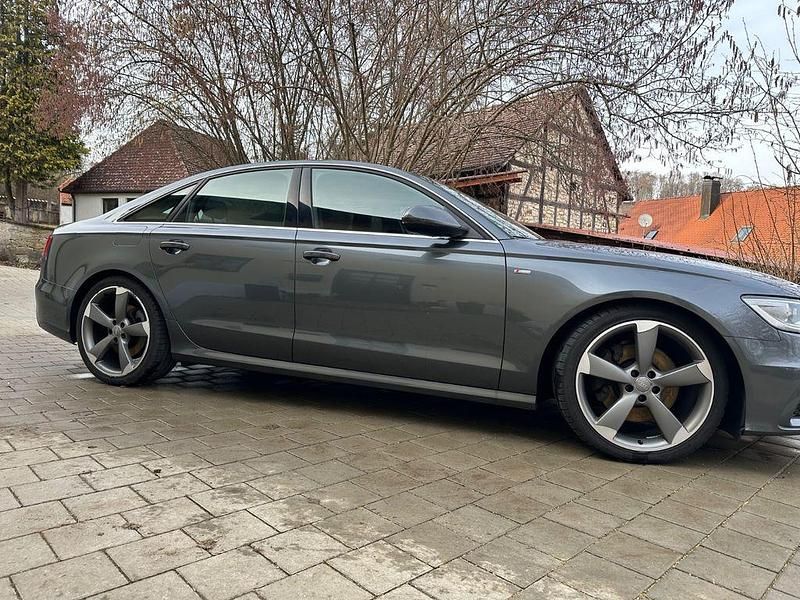 Gebraucht Audi A6 S-Line 245 PS (180 kW) 2013 Grau Limousine