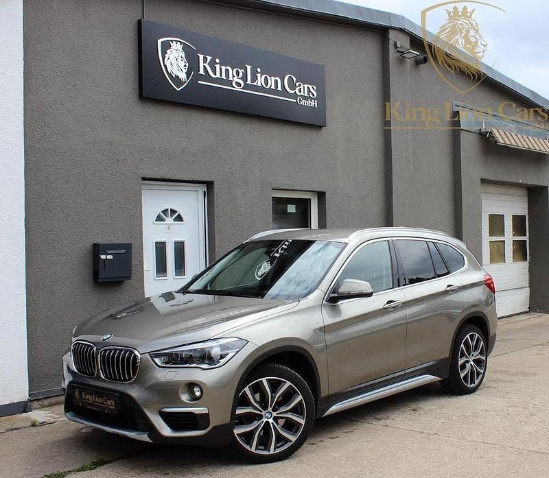 Silber Gebraucht 2018 BMW X1 xLine SUV | 20.870 € (Fairer Preis) - Bild 1/4