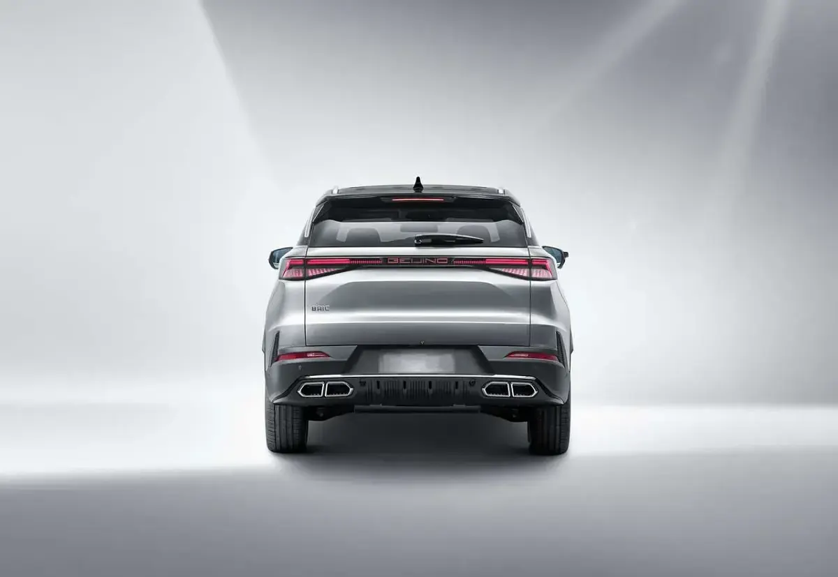 Neu Baic X75 177 PS (130 kW) 2026 Schwarz SUV