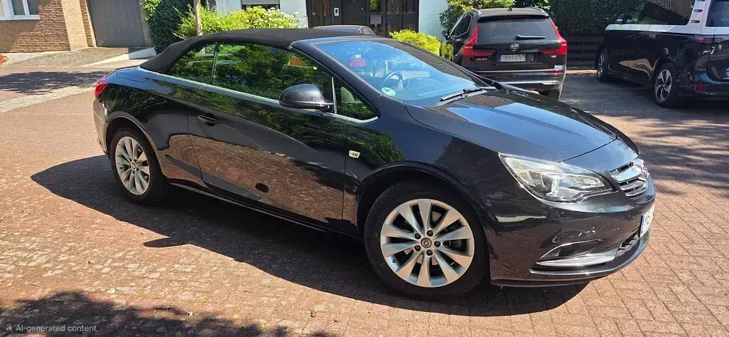 Gebraucht Opel Cascada Edition 140 PS (102 kW) 2016 Schwarz Cabrio