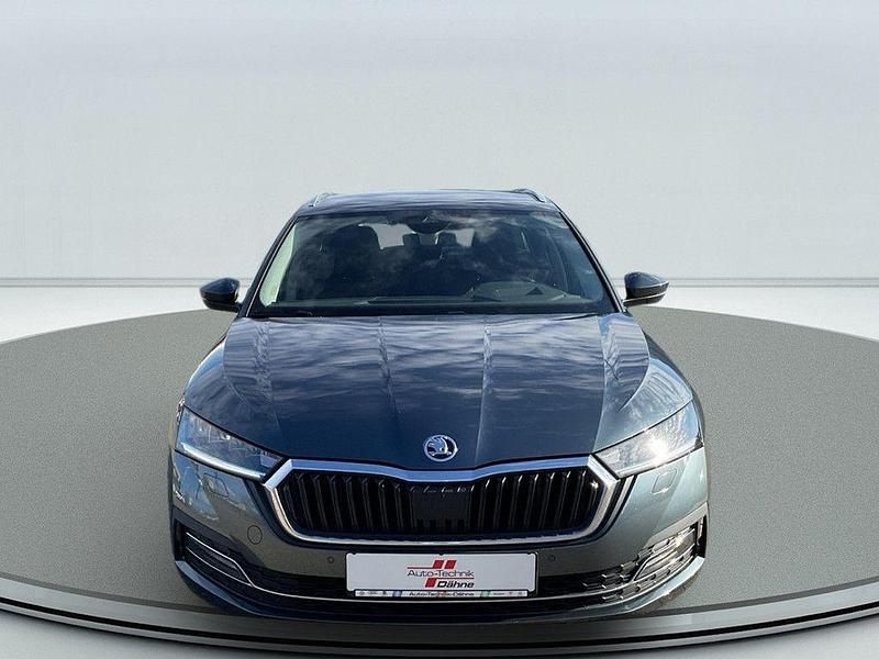Gebraucht Skoda Octavia Style 150 PS (110 kW) 2021 Quarzgrau Kombi