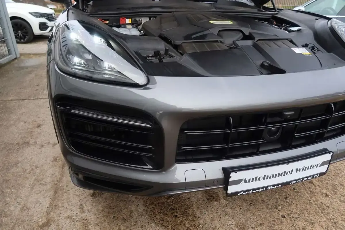 Gebraucht Porsche Cayenne 340 PS (250 kW) 2020 Grau SUV