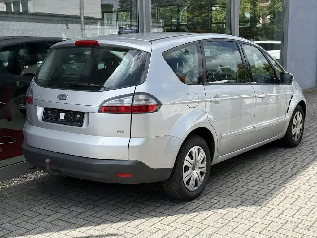 Gebraucht Ford S-MAX Trend 140 PS (102 kW) 2008 Silber Van / Kleinbus