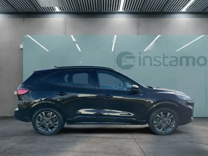 Gebraucht Ford Kuga ST-Line X 224 PS (164 kW) 2023 Schwarz SUV