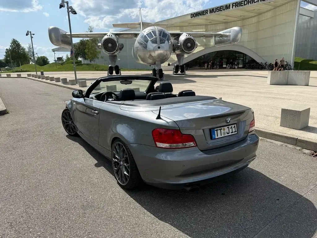 Gebraucht BMW 120 Cabriolet Performance 170 PS (125 kW) 2009 Grau Cabrio